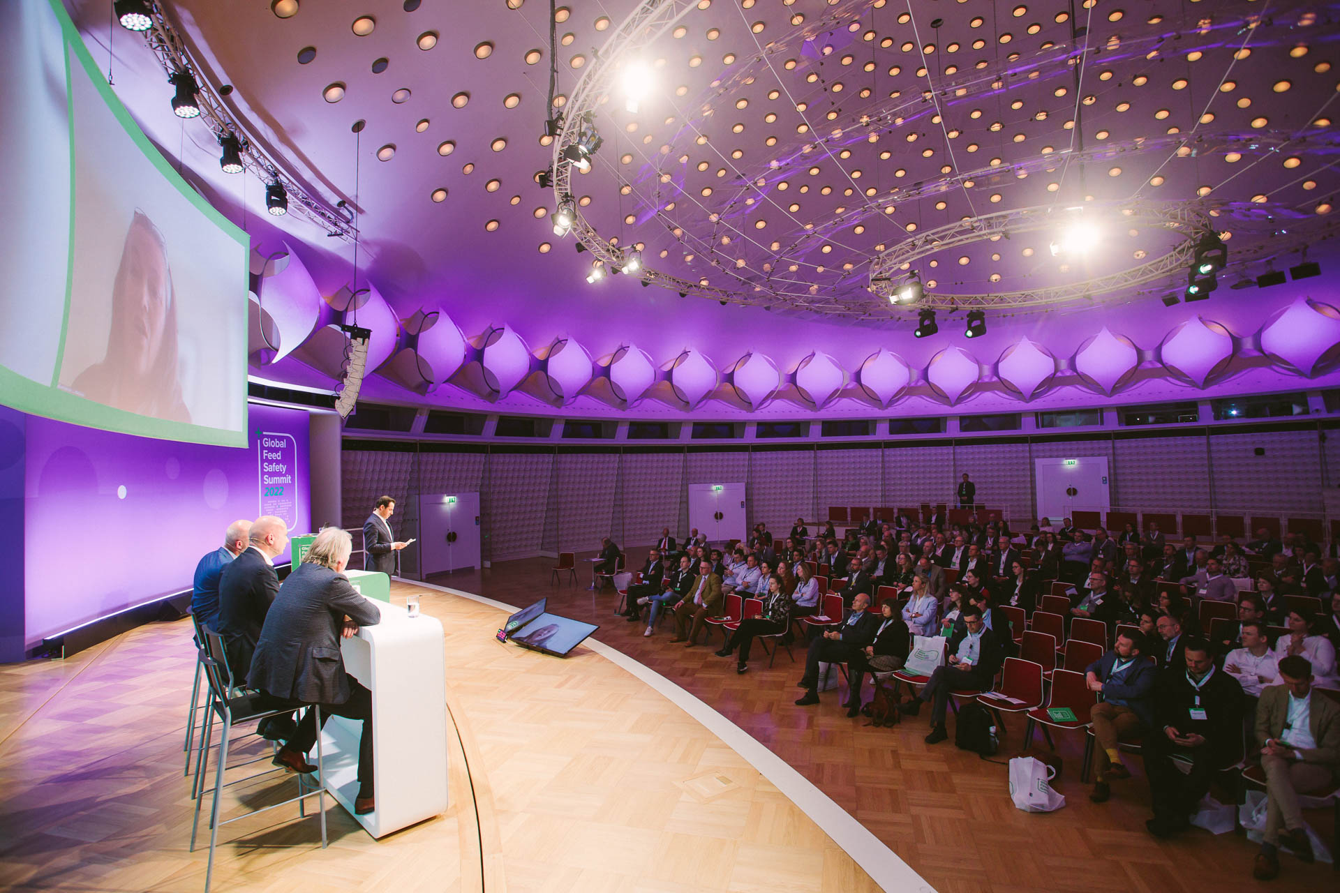 GMP+: trzydzieści lat z sektorem, dla sektora  i przy sektorze